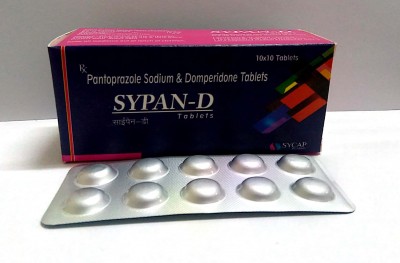 Pantoprazole 40 mg , Domperidone 10 mg